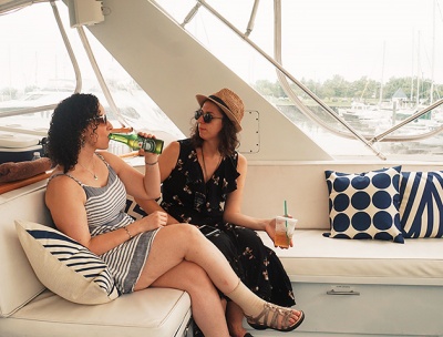 Yacht 79 top amidships seating